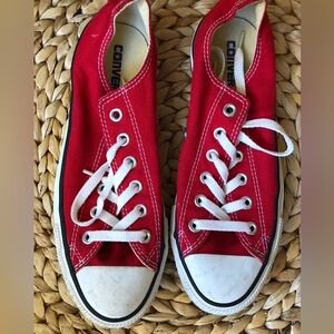 Red Converse Chuck All Stars Low Top